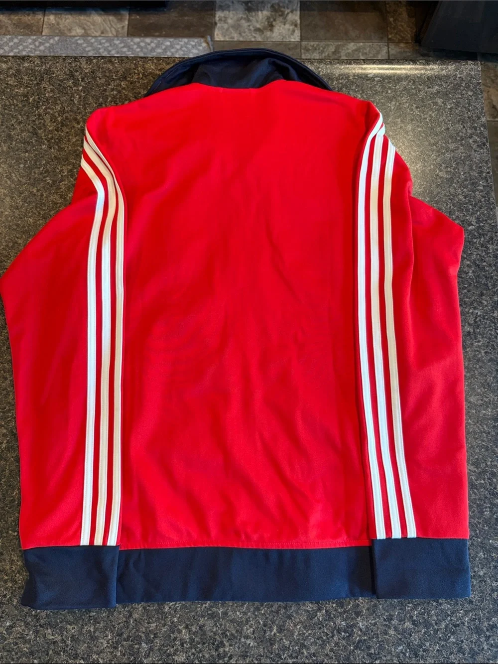 adidas men’s Large Retro Spain Red Track Jacket with Navy & Yellow Crest Accents